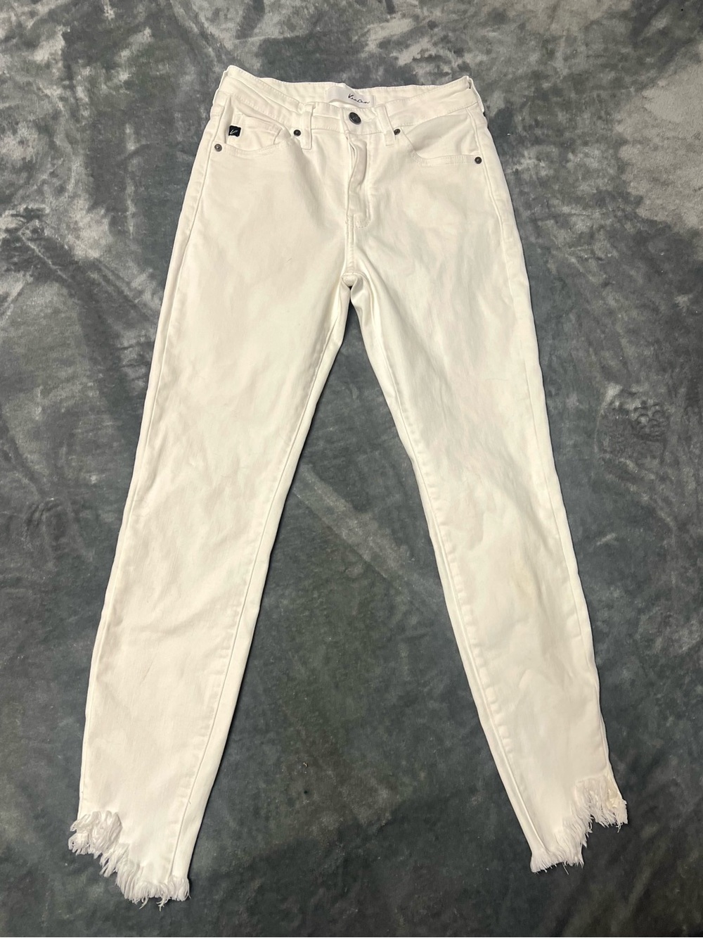 KanCan Women's White Skinny Jeans Size 3/25 Frayed High Asymmetric Raw Hem